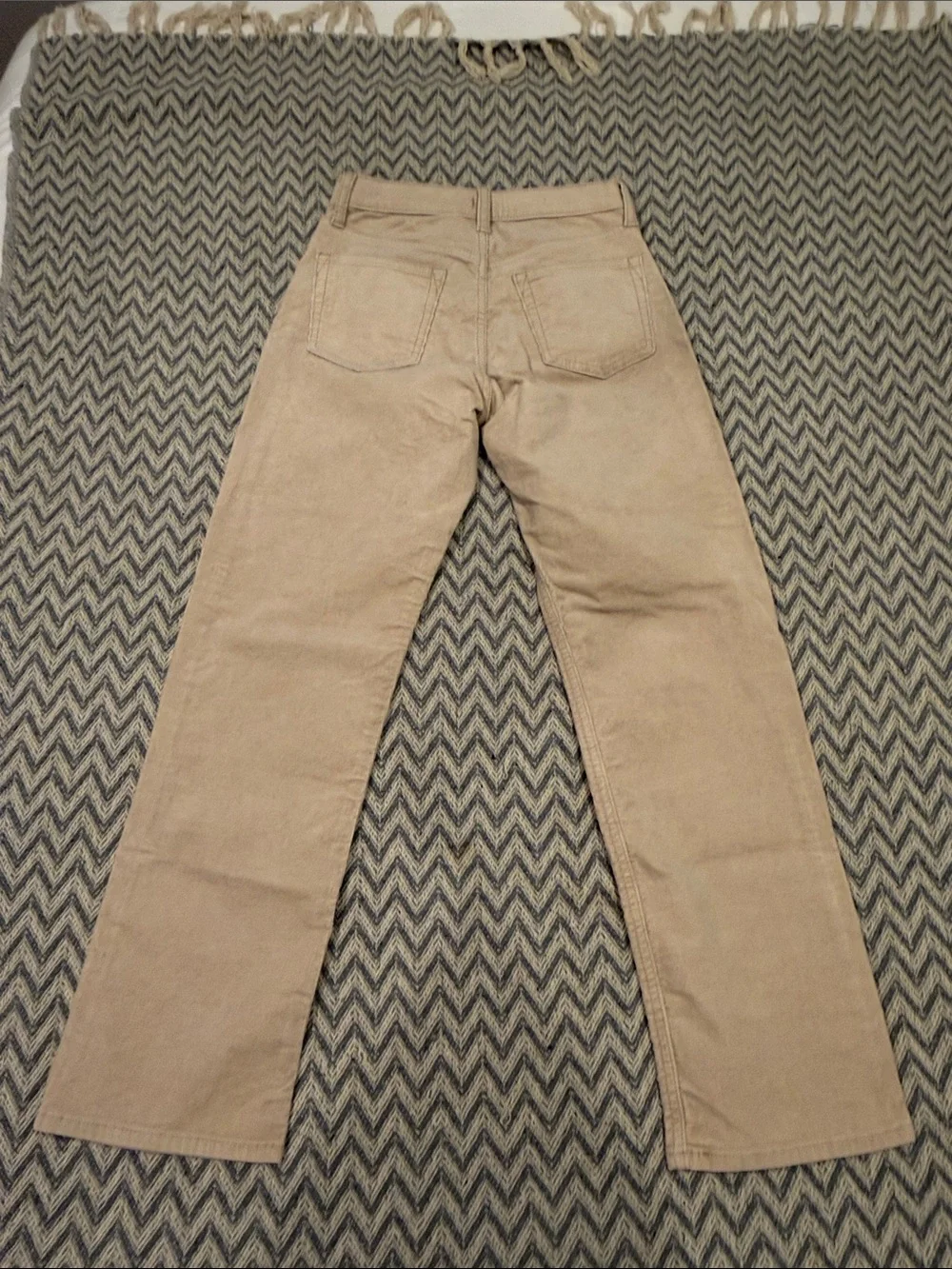 GAP High-Rise '90s Loose Corduroy Pants in Taupe